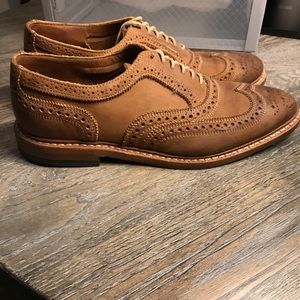 Allen Edmonds dress shoes size 8
